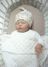 Afbeelding in Gallery-weergave laden, Deken Kinderwagen Cottonsoft Gold Dots Ecru
